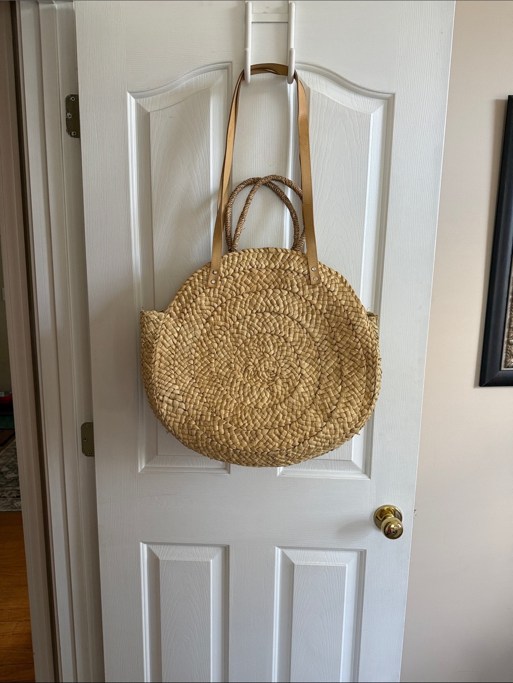 🌸 Woven Round Straw Tote Bag in Natural